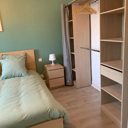 Casa de Férias Maison Proche De La Cite Avec Jardin *