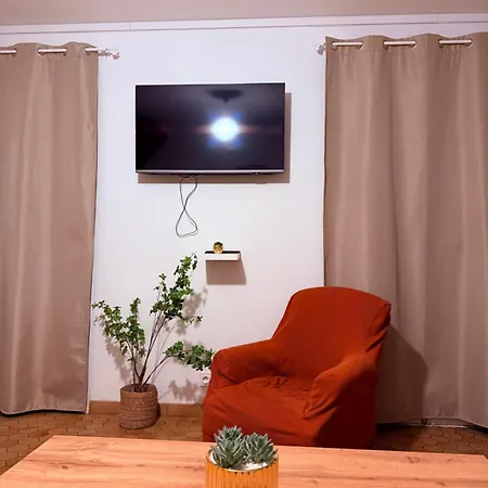 Maison Proche De La Cite Avec Jardin Tatil Evi *