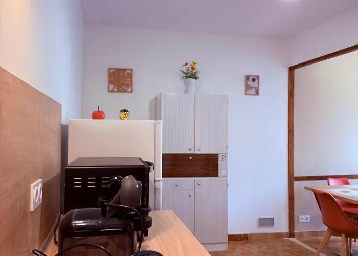 Casa de Férias Maison Proche De La Cite Avec Jardin Carcassonne